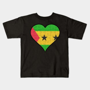 Sao Tomean Jigsaw Puzzle Heart Design - Gift for Sao Tomean With Sao Tome And Principe Roots Kids T-Shirt